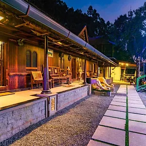 3* Resort Castillo De Woods , The Private Luxury , 8 Bhk, Vattavada